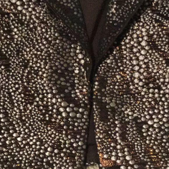 Carmen Marc Valvo 3/4 Sleeve Metallic Mat - Picture 4 of 8